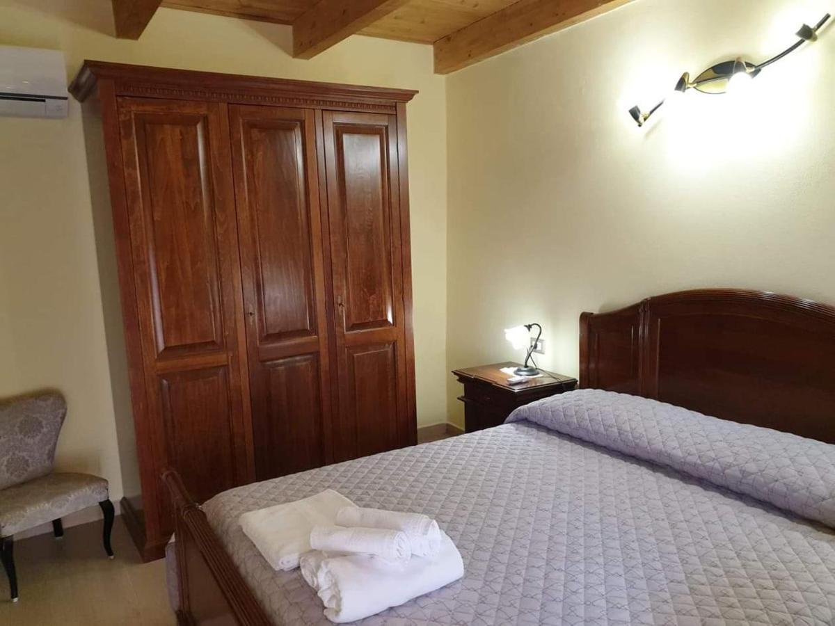 Estia Bed & Breakfast Scano Montiferro Ngoại thất bức ảnh
